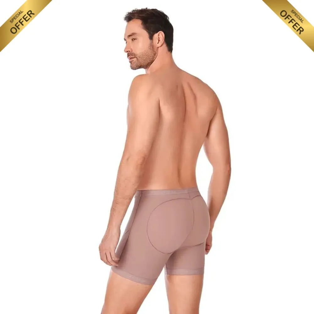 Boxer levanta cola HOMBRE